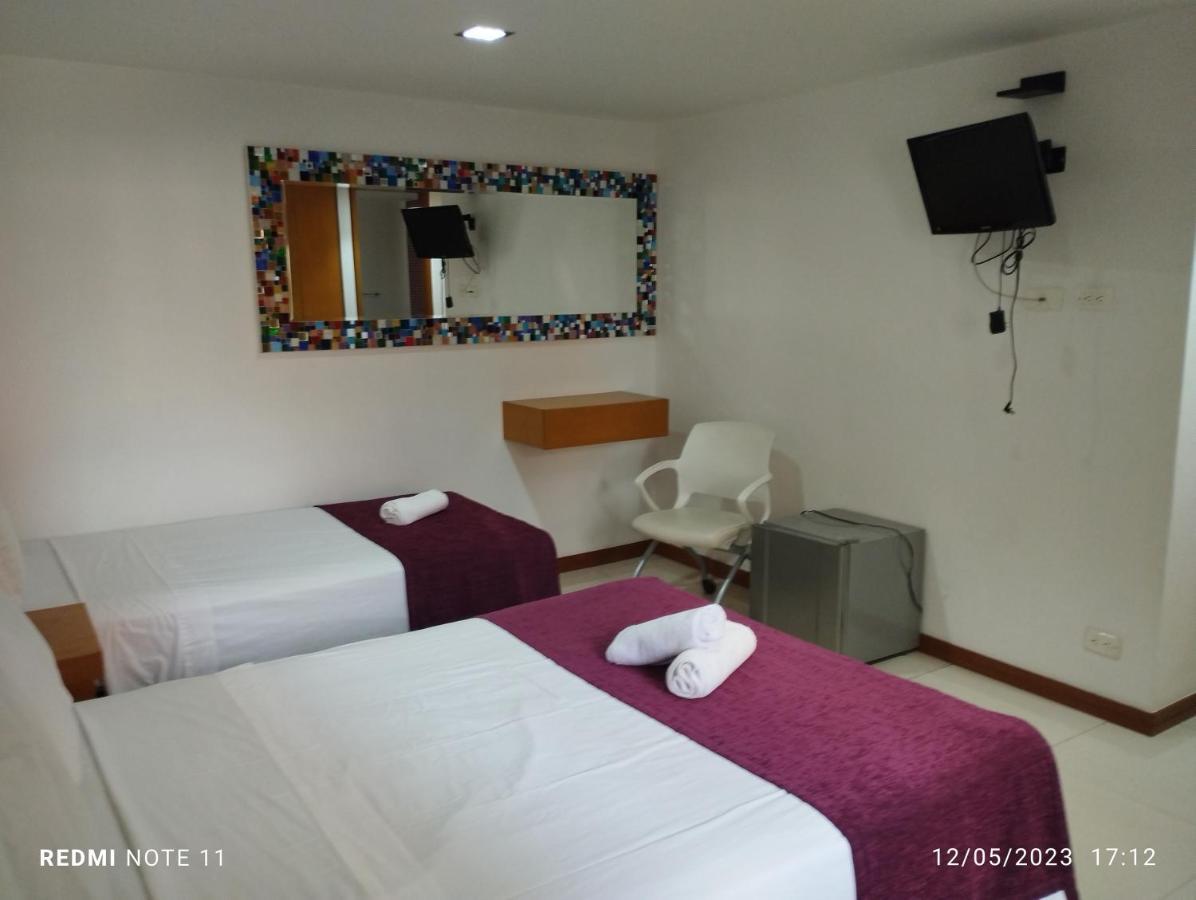 Hotel San Antonio Plaza Cali Extérieur photo